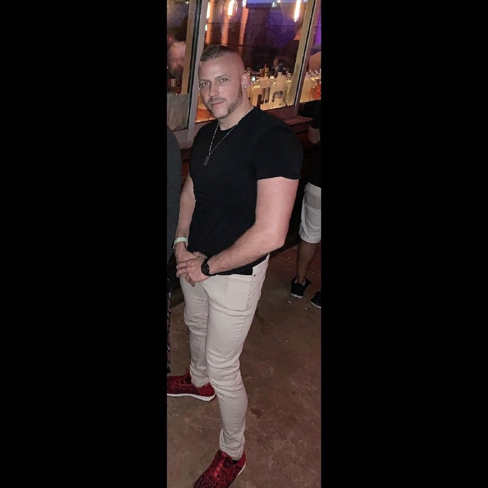 Meet your Posher, Daniel